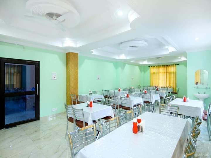 Hotel Alpine View Sarāhan Exterior foto