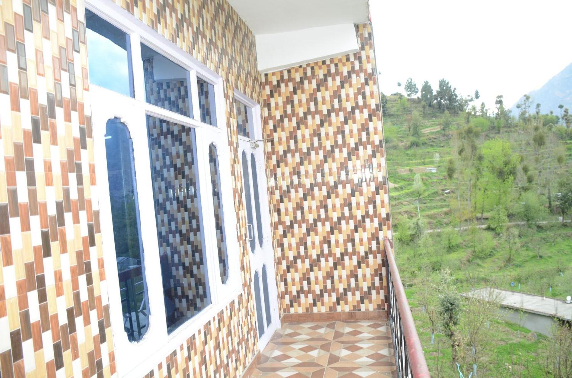 Hotel Alpine View Sarāhan Exterior foto